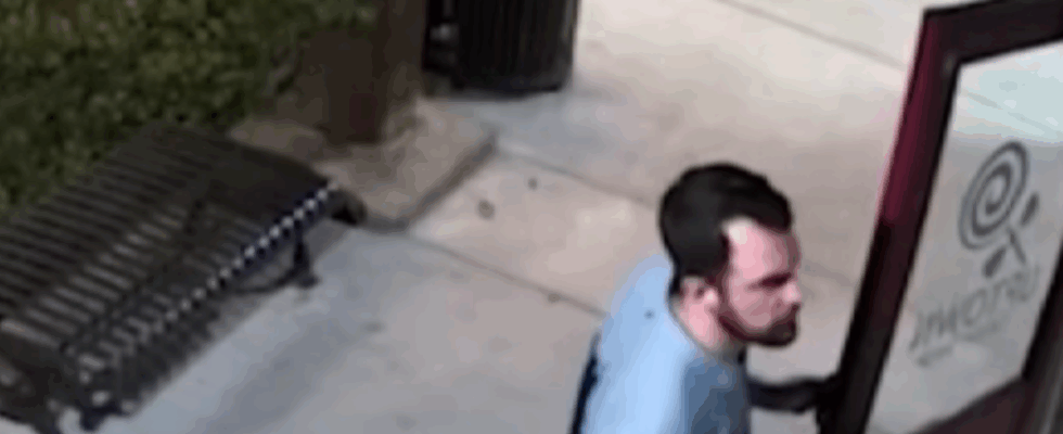 Father and Son’s Late-Night Discovery Melts Hearts — What They Did at an Unlocked Candy Shop 🍬❤️